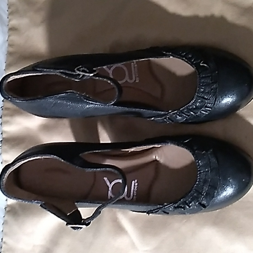HEELS YOU BY CROCS BLACK